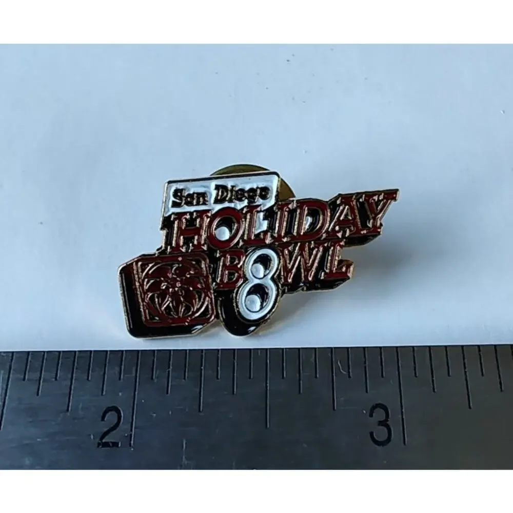 San Diego 1985 Holiday Bowl Pin Arizona State vs Arkansas College Football NCAA